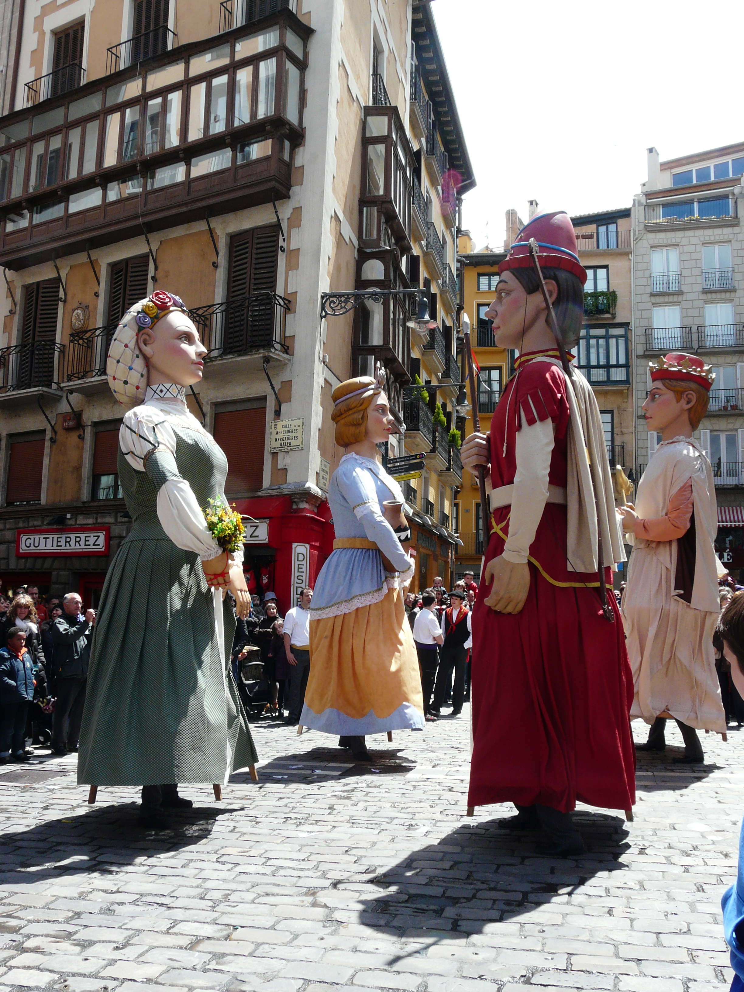 alde zaharreko eguna dia casco viejo pamplona